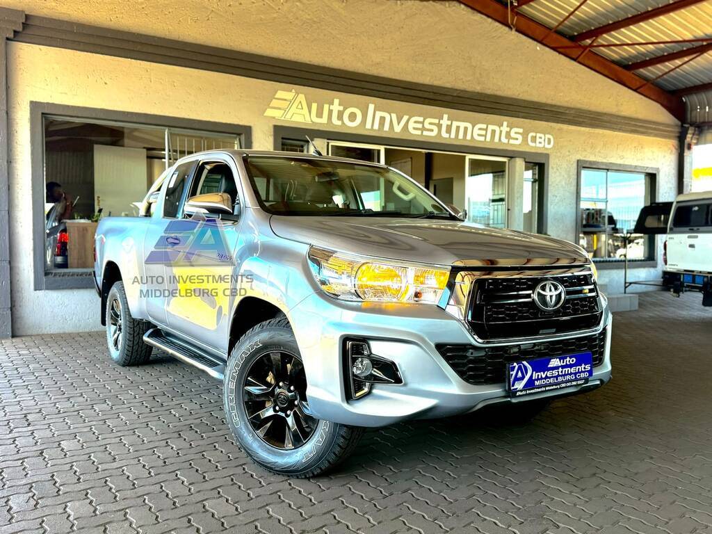 TOYOTA HILUX