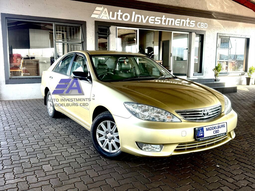 TOYOTA CAMRY